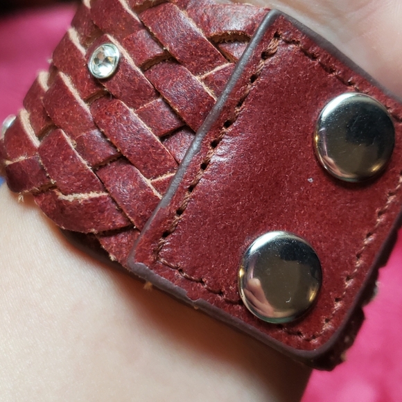 Beautiful rose bracelet - Picture 2 of 4